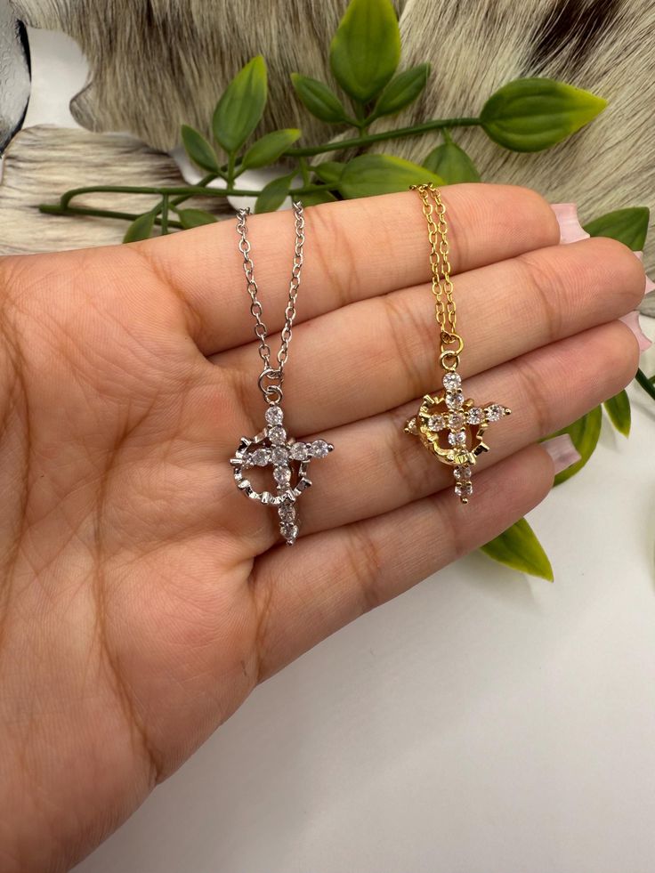 Rotatable Cross Crown Necklace